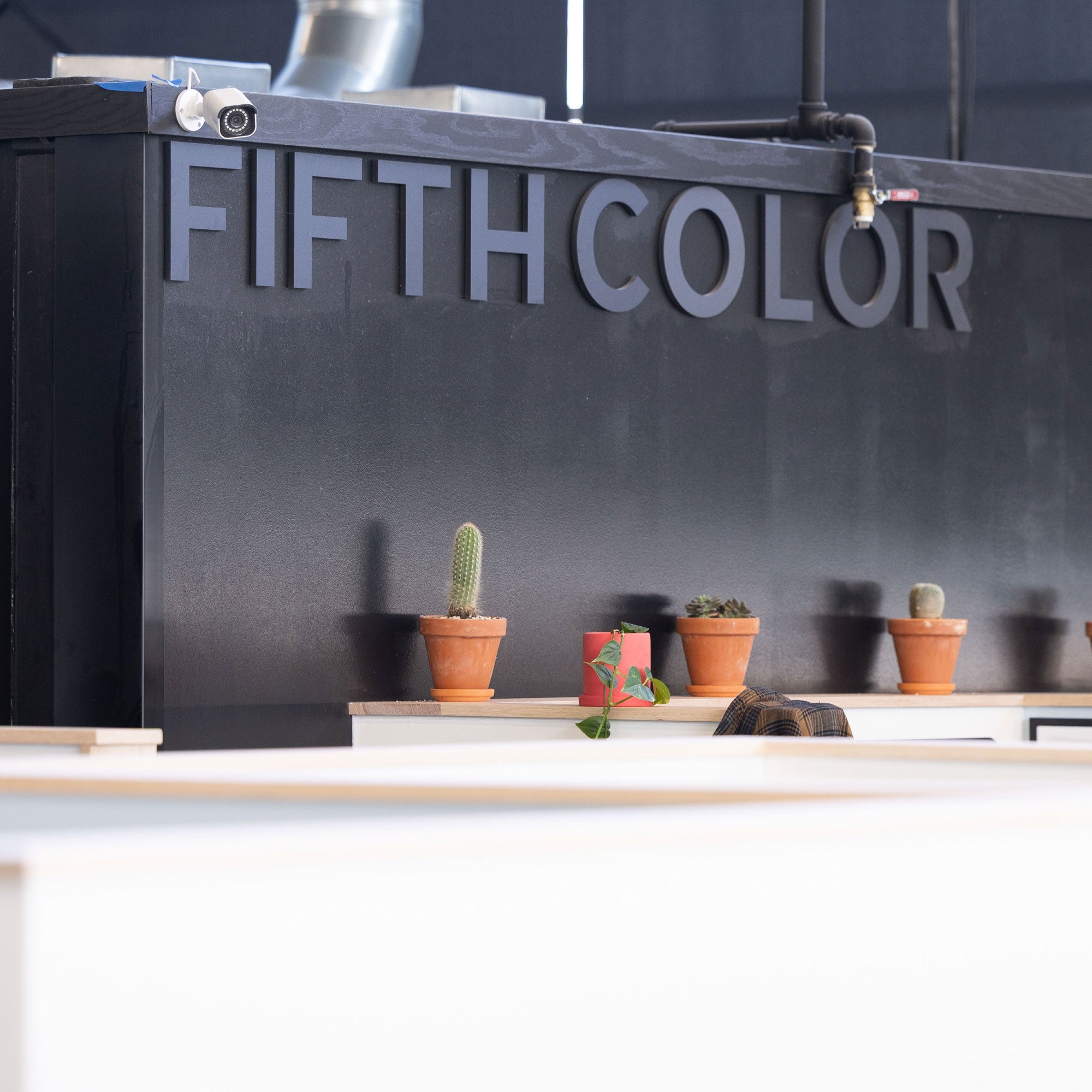 FifthColor: Crafting Brands with Full-Service Expertise